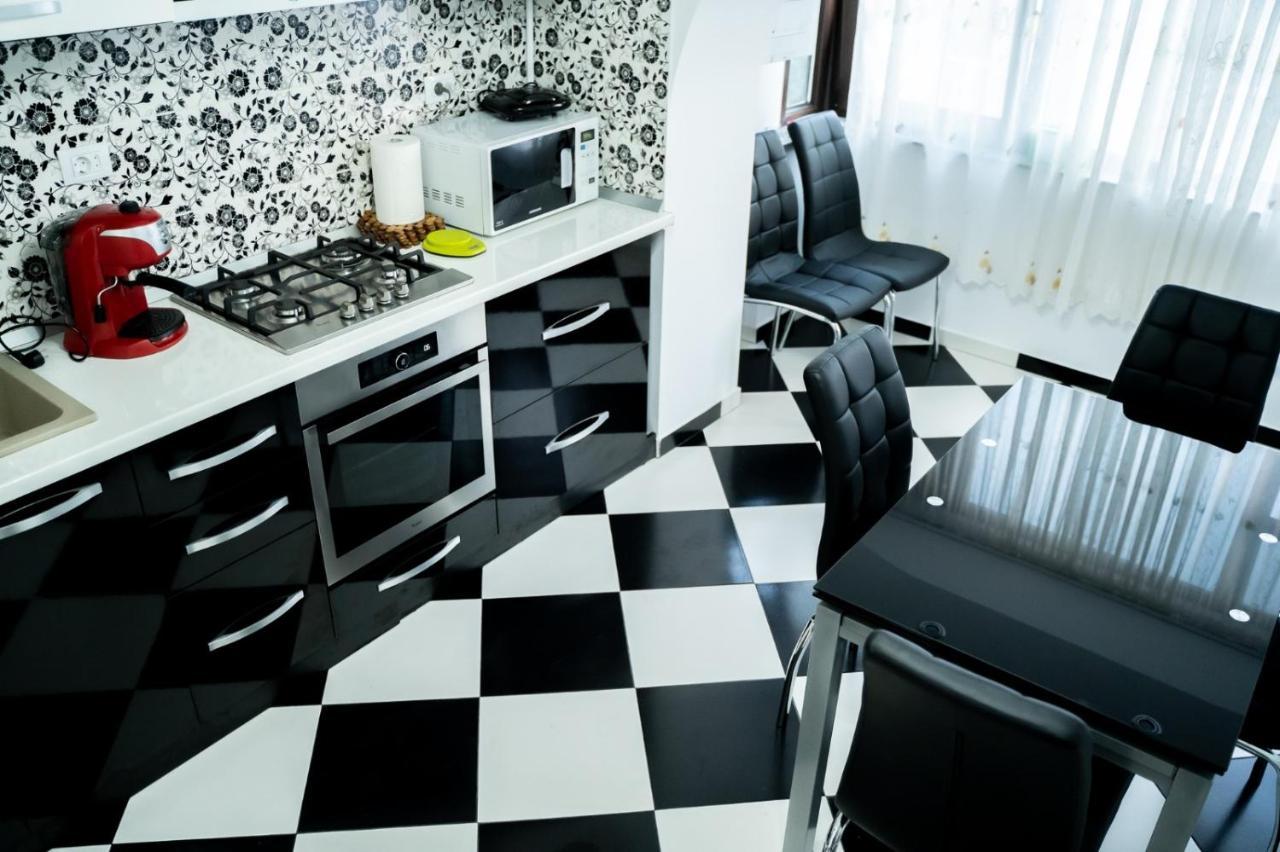 Apartament Luxury Διαμέρισμα Gura Humorului Εξωτερικό φωτογραφία