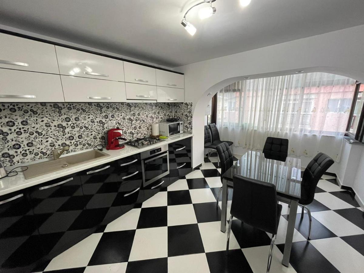 Apartament Luxury Διαμέρισμα Gura Humorului Εξωτερικό φωτογραφία